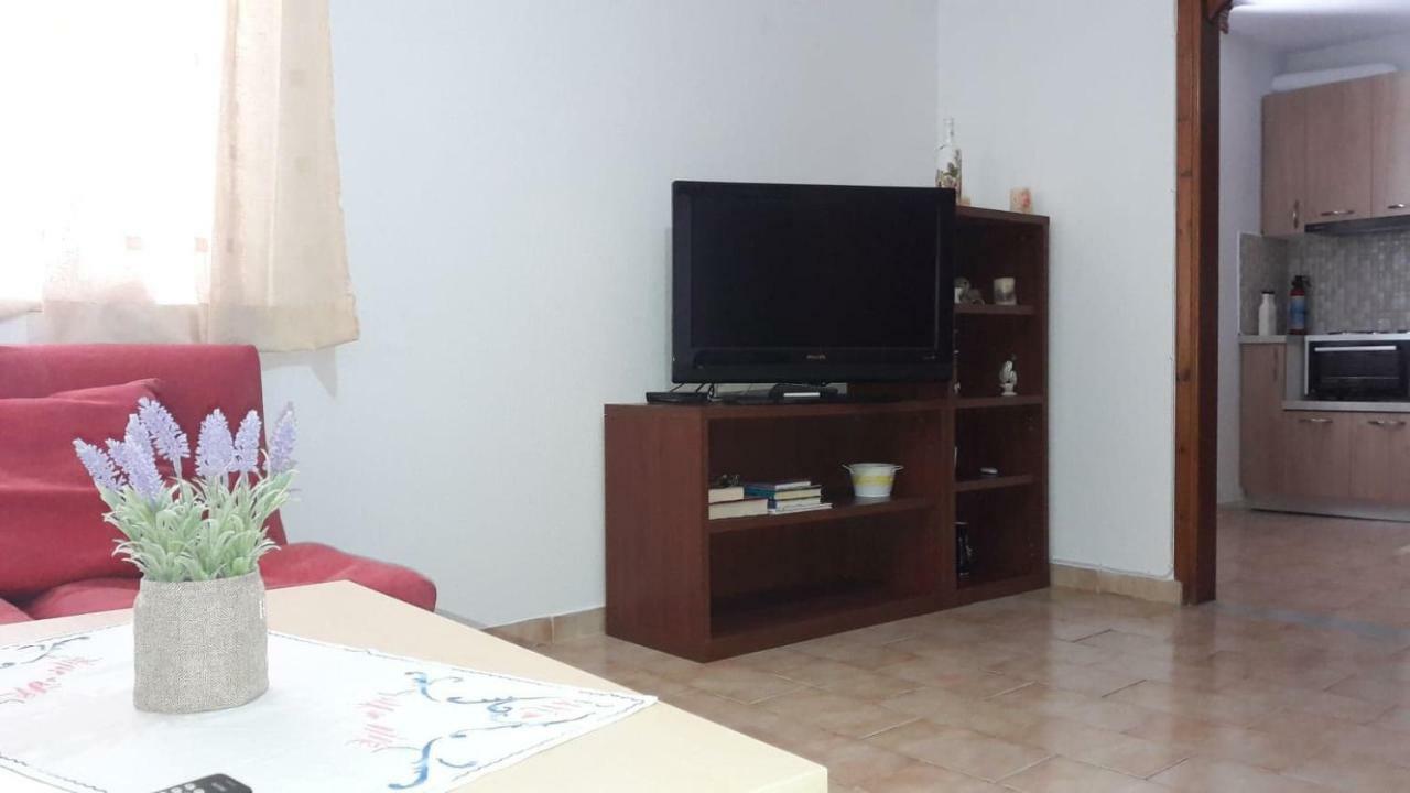 Anastasia' S Guest House Neos Marmaras Esterno foto