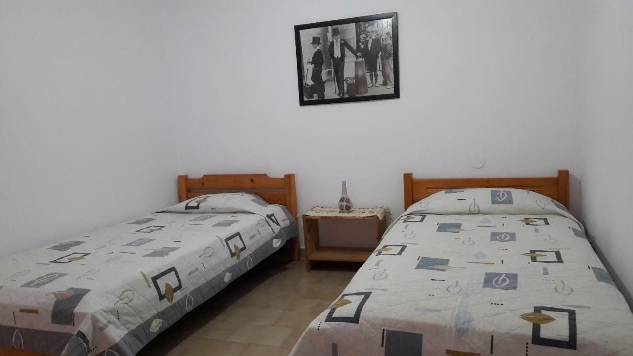 Anastasia' S Guest House Neos Marmaras Esterno foto