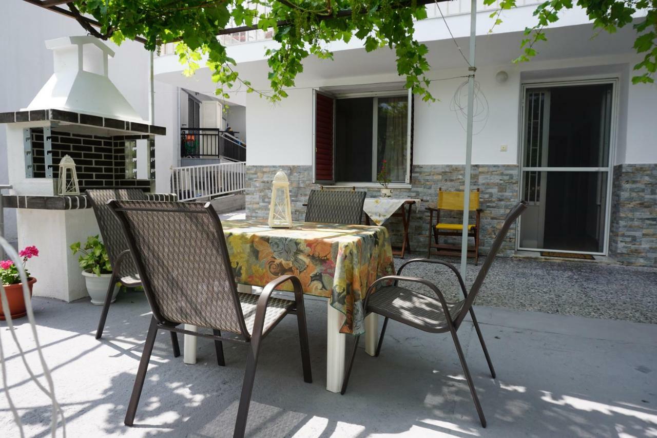 Anastasia' S Guest House Neos Marmaras Esterno foto