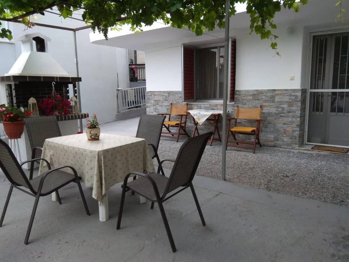 Anastasia' S Guest House Neos Marmaras Esterno foto